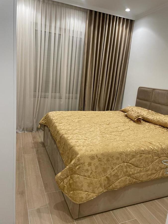 City Center Apartment Kafe Flora ติรานา ภายนอก รูปภาพ